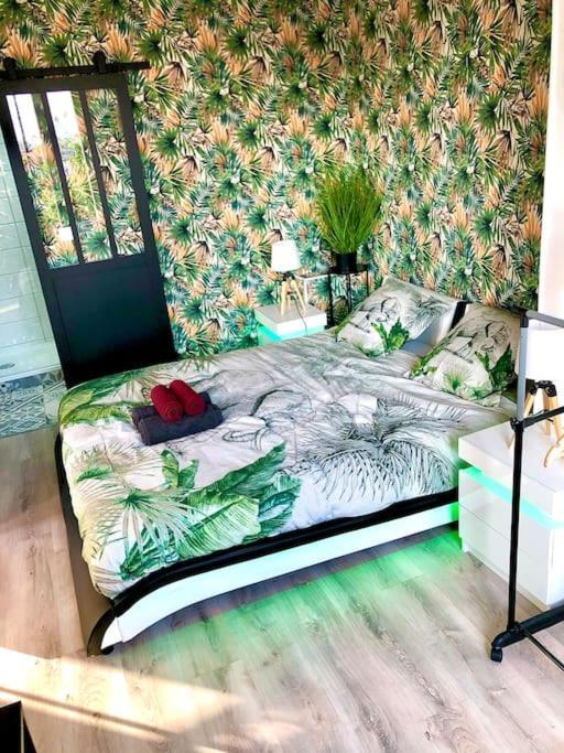 Le Led Room,Centre Ville Place De Parking Gratuite サンス エクステリア 写真